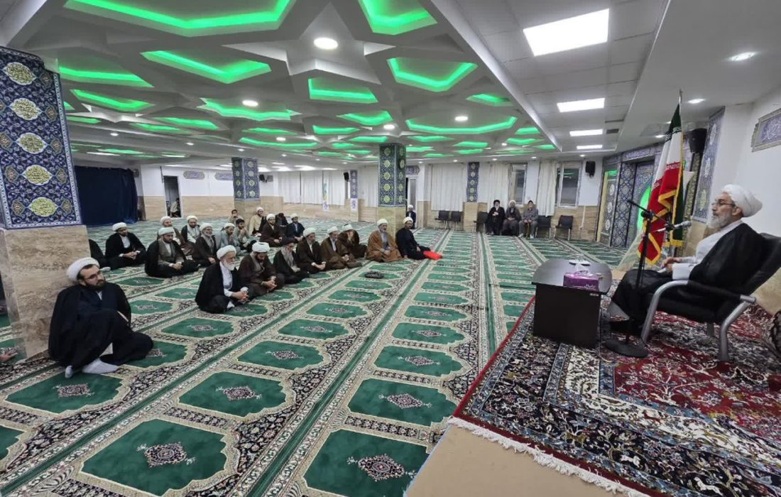 برگزاری جلسه توسل ماهانه هیئت حضرت بقیة الله عج (هیئت استادان و فضلای حوزه علمیه اراک )